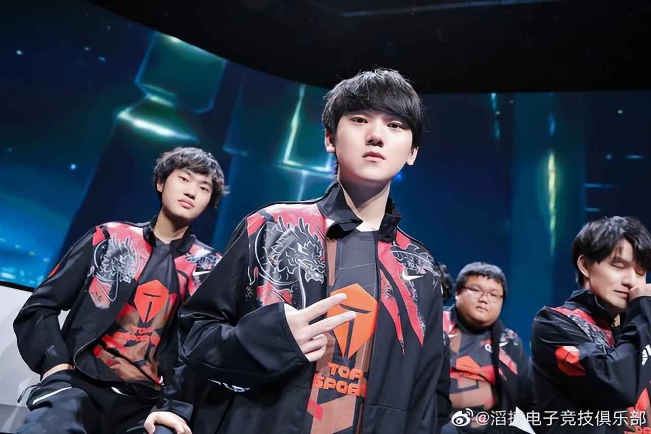 击球时不像 击球时不像