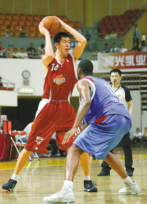 队对出场时 队对出场时